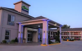 Catoosa Inn And Suites